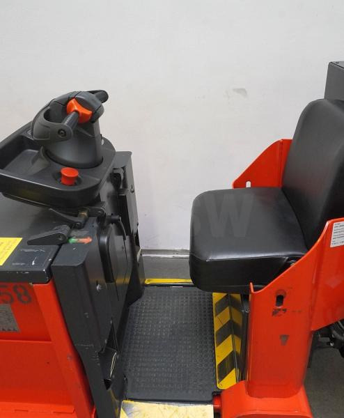Linde P 50 C 1190 - Vučno vozilo: slika 3 Linde P 50 C 1190 - Vučno vozilo: slika 3