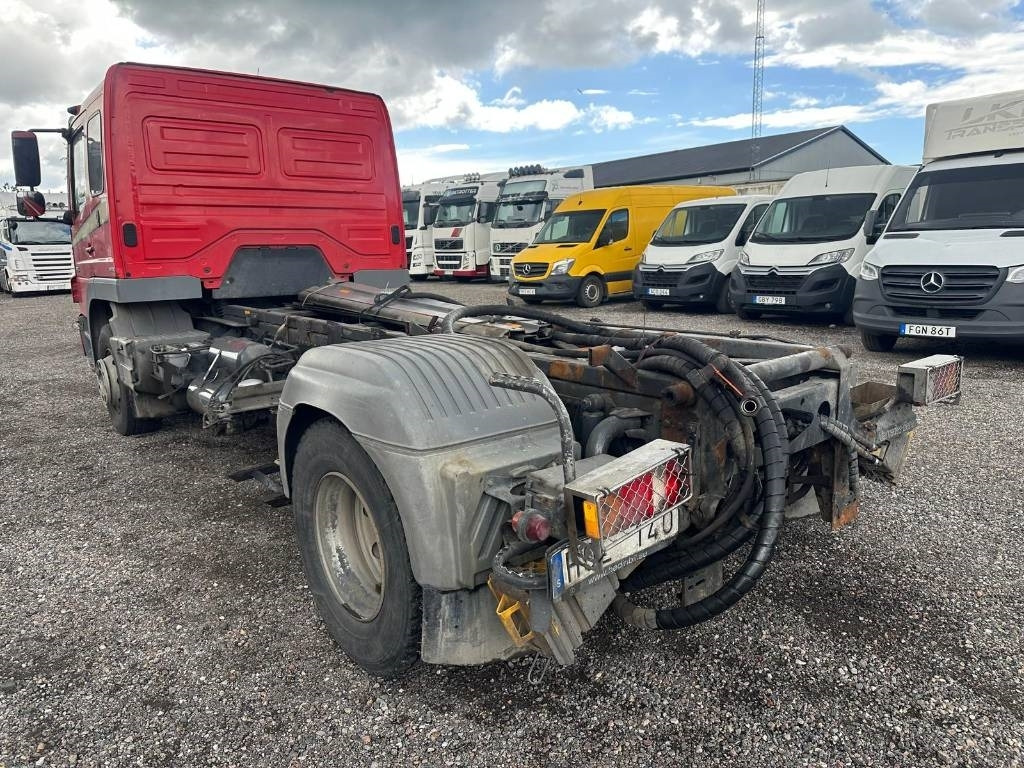 Mercedes-Benz 1524 L Serie 6556 - Kamion sa golom šasijom i zatvorenom kabinom: slika 5 Mercedes-Benz 1524 L Serie 6556 - Kamion sa golom šasijom i zatvorenom kabinom: slika 5