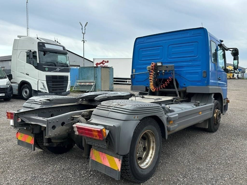 Mercedes-Benz 1328 LS 4X2 serie 1277 - Tegljač: slika 3 Mercedes-Benz 1328 LS 4X2 serie 1277 - Tegljač: slika 3