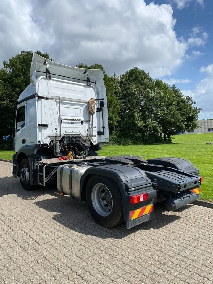 Mercedes-Benz Actros 1835 - Tegljač: slika 3 Mercedes-Benz Actros 1835 - Tegljač: slika 3