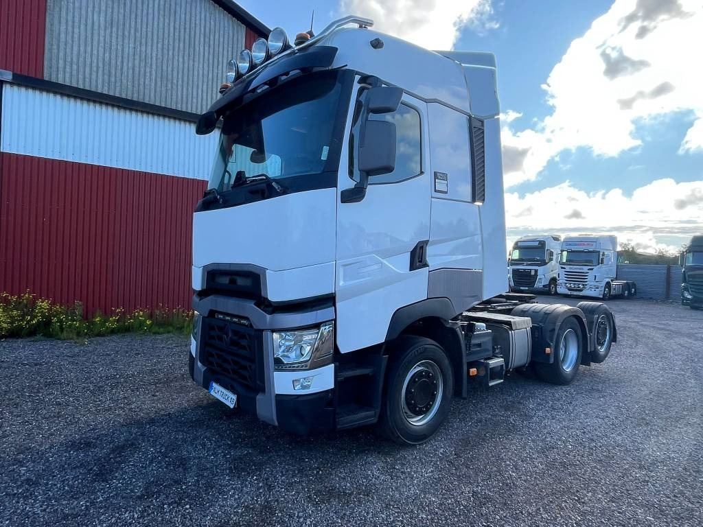 Renault T serie nr 0153 - Tegljač: slika 1 Renault T serie nr 0153 - Tegljač: slika 1