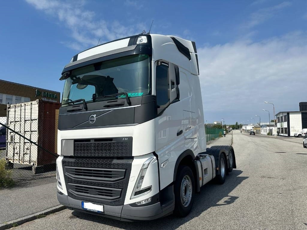 Volvo FH 62 TT serie nr 2251 - Tegljač: slika 1 Volvo FH 62 TT serie nr 2251 - Tegljač: slika 1