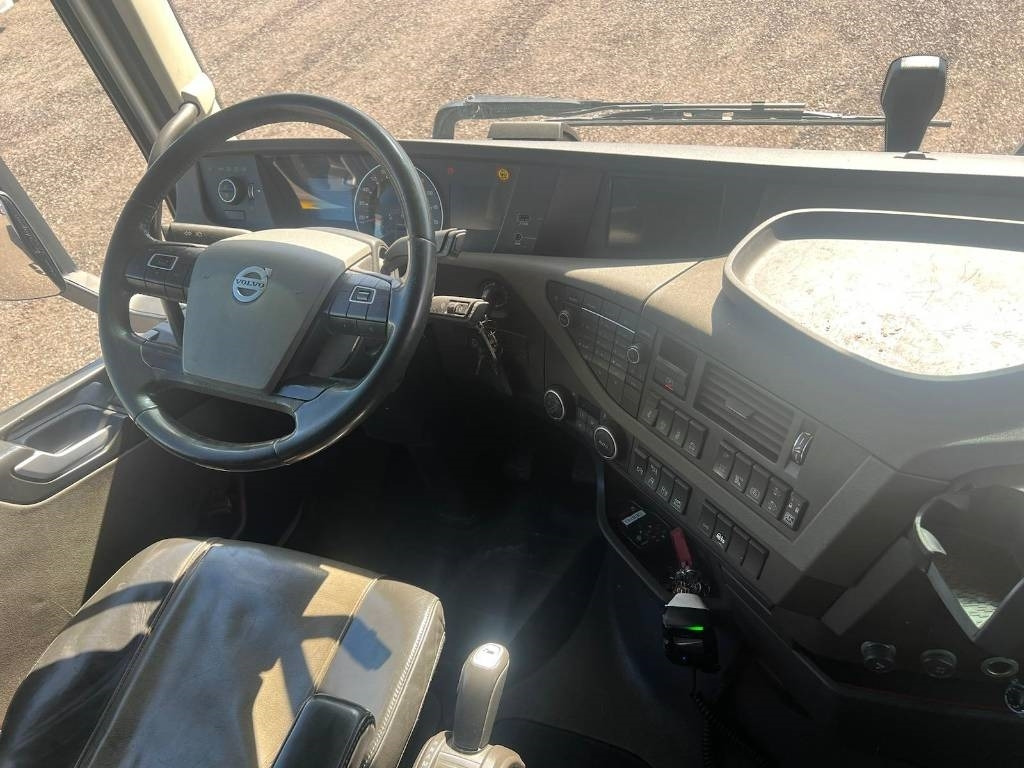 Volvo FH460 serie 0826 - Hladnjača: slika 4 Volvo FH460 serie 0826 - Hladnjača: slika 4