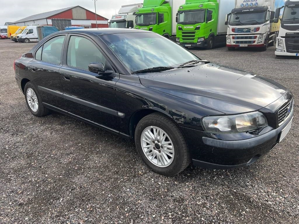 Volvo R + S60 serie 4044 - Automobil: slika 2 Volvo R + S60 serie 4044 - Automobil: slika 2