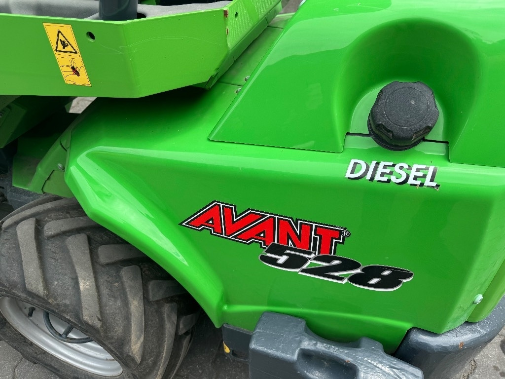 Avant 528 - Utovarivač točkaš: slika 2 Avant 528 - Utovarivač točkaš: slika 2
