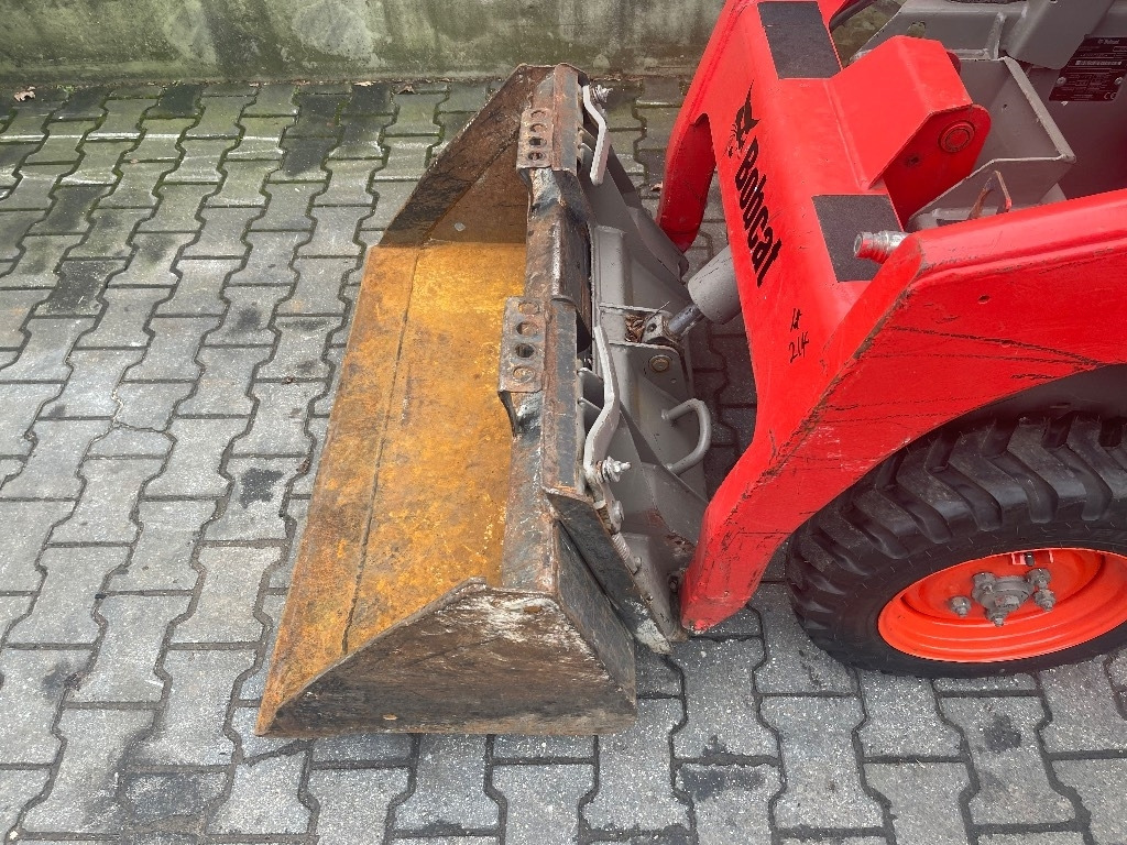 Bobcat S 70 - Mini utovarivač: slika 4 Bobcat S 70 - Mini utovarivač: slika 4