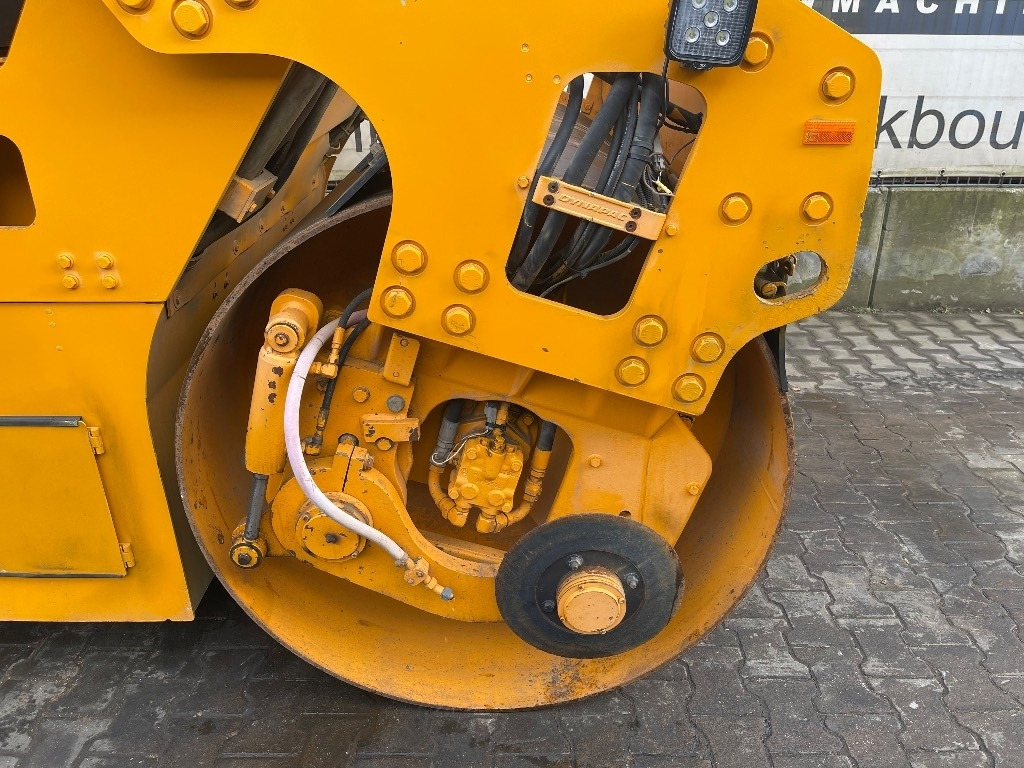 Valjak za puteve Dynapac CC 224 HF: slika 10