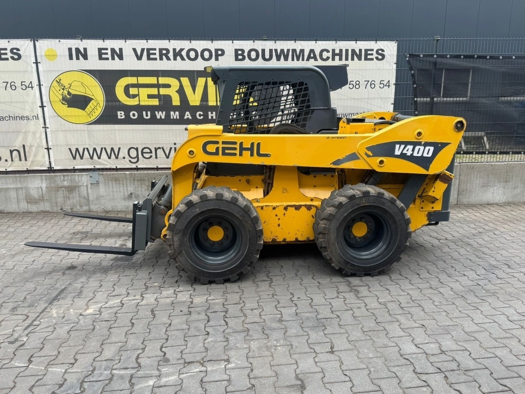 Gehl V 400 - Mini utovarivač: slika 1 Gehl V 400 - Mini utovarivač: slika 1