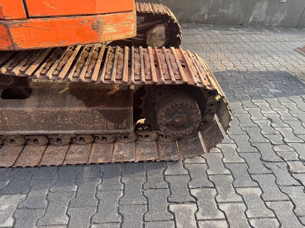 Hitachi EX 60 - Mini bager: slika 2 Hitachi EX 60 - Mini bager: slika 2