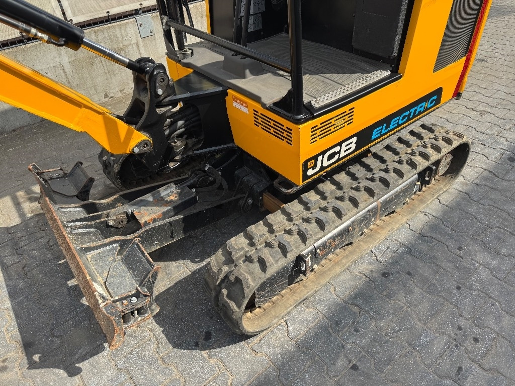 JCB 19 C-1E - Mini bager: slika 2 JCB 19 C-1E - Mini bager: slika 2