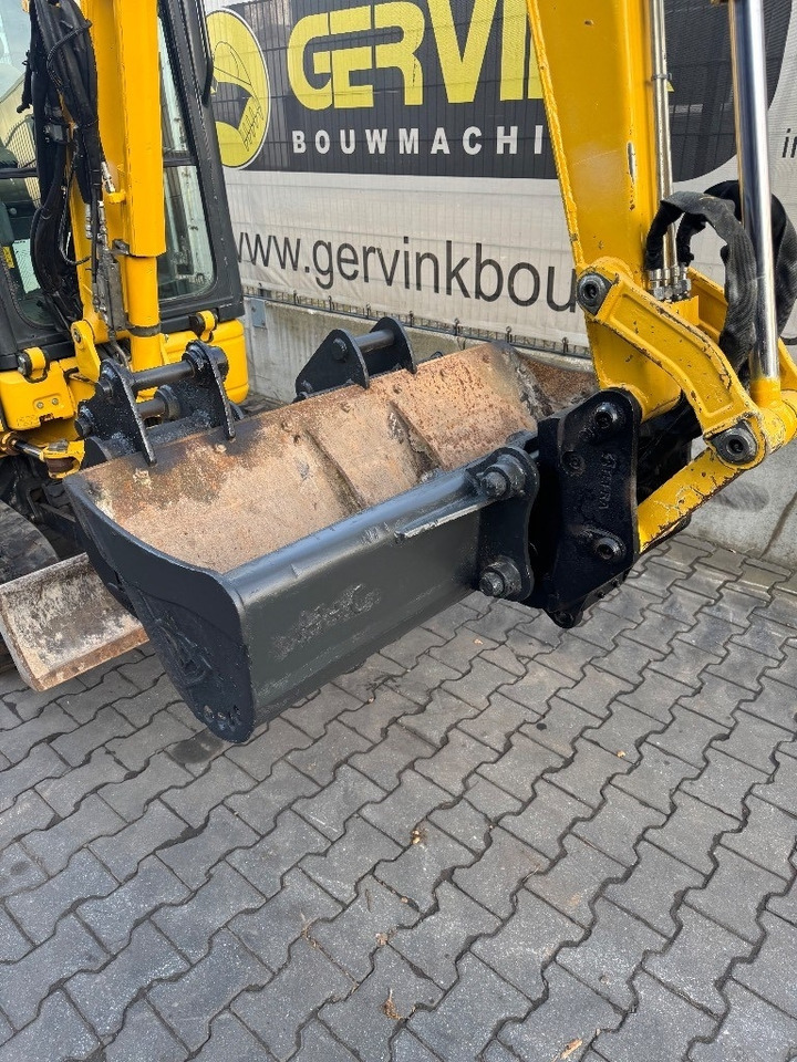 Komatsu PC 26 MR-3 - Mini bager: slika 4 Komatsu PC 26 MR-3 - Mini bager: slika 4