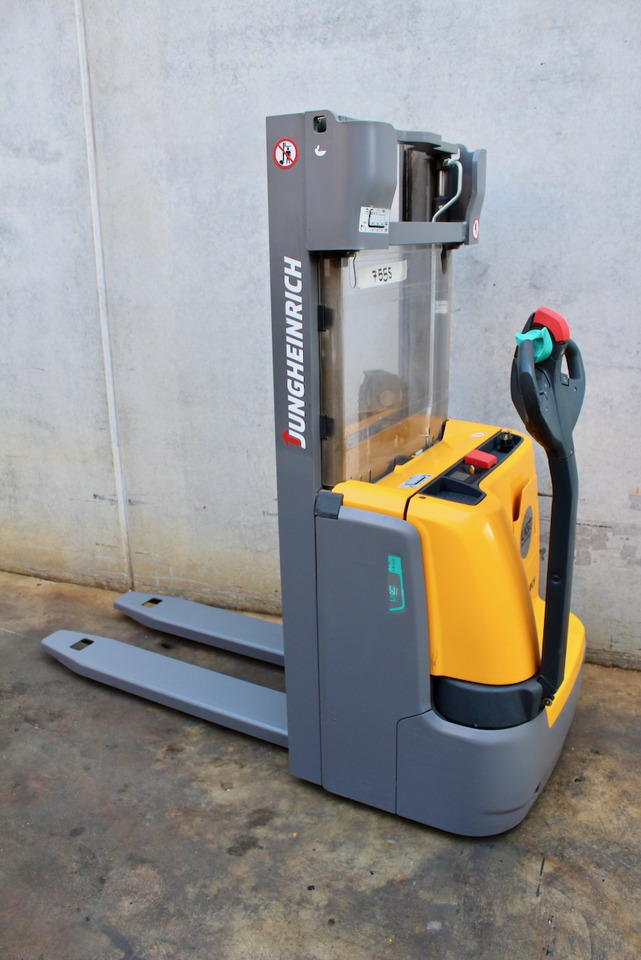 Jungheinrich EJC 110 250 ZZ LI-ion - Slagač: slika 1 Jungheinrich EJC 110 250 ZZ LI-ion - Slagač: slika 1