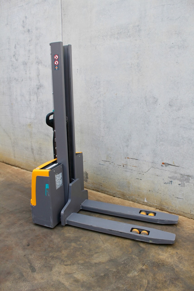 Jungheinrich EJC M10 154 E LI-ION - Slagač: slika 4 Jungheinrich EJC M10 154 E LI-ION - Slagač: slika 4