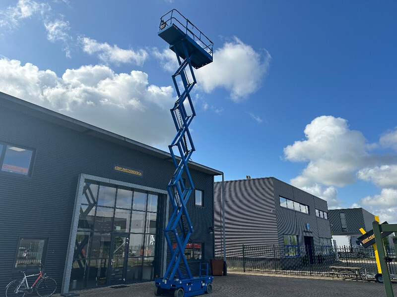 Haulotte Compact 14 - Lift u obliku makaza: slika 3 Haulotte Compact 14 - Lift u obliku makaza: slika 3