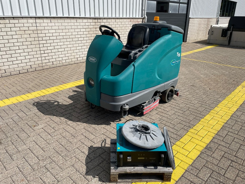 TENNANT T 16 - Autočistilica: slika 4 TENNANT T 16 - Autočistilica: slika 4