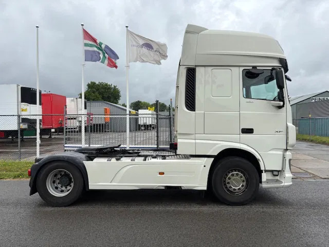 DAF XF 480 4x2 Euro6 SSC 2-tanks PTO Hydraulic feedpump MOT 03-2026 - Tegljač: slika 4 DAF XF 480 4x2 Euro6 SSC 2-tanks PTO Hydraulic feedpump MOT 03-2026 - Tegljač: slika 4