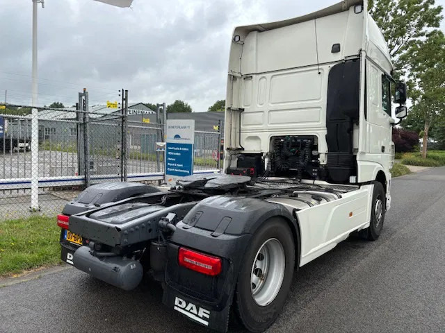 DAF XF 480 4x2 Euro6 SSC 2-tanks PTO Hydraulic feedpump MOT 03-2026 - Tegljač: slika 5 DAF XF 480 4x2 Euro6 SSC 2-tanks PTO Hydraulic feedpump MOT 03-2026 - Tegljač: slika 5