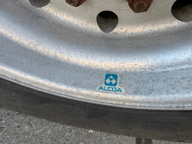 Poluprikolica sa zatvorenim sandukom Vogelzang Closed box insulated lift axle MOT 06-2026 TOP Condition: slika 17 Poluprikolica sa zatvorenim sandukom Vogelzang Closed box insulated lift axle MOT 06-2026 TOP Condition: slika 17