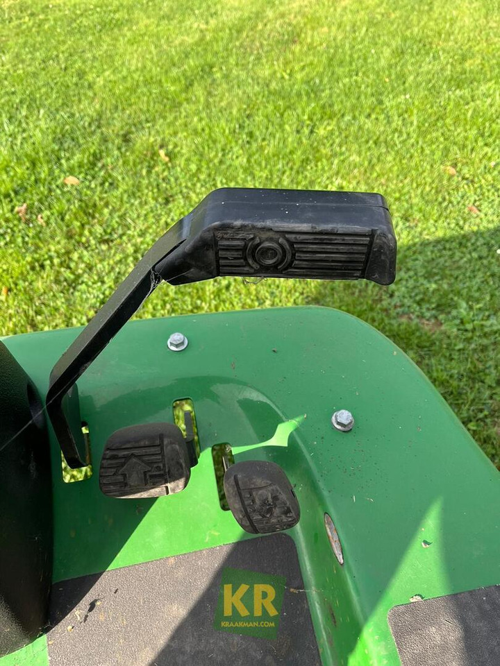 1580 John Deere - Baštenska kosačica: slika 5 1580 John Deere - Baštenska kosačica: slika 5