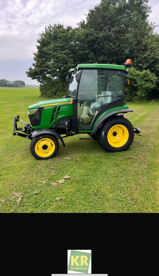 2032R John Deere - Mali traktor: slika 1 2032R John Deere - Mali traktor: slika 1