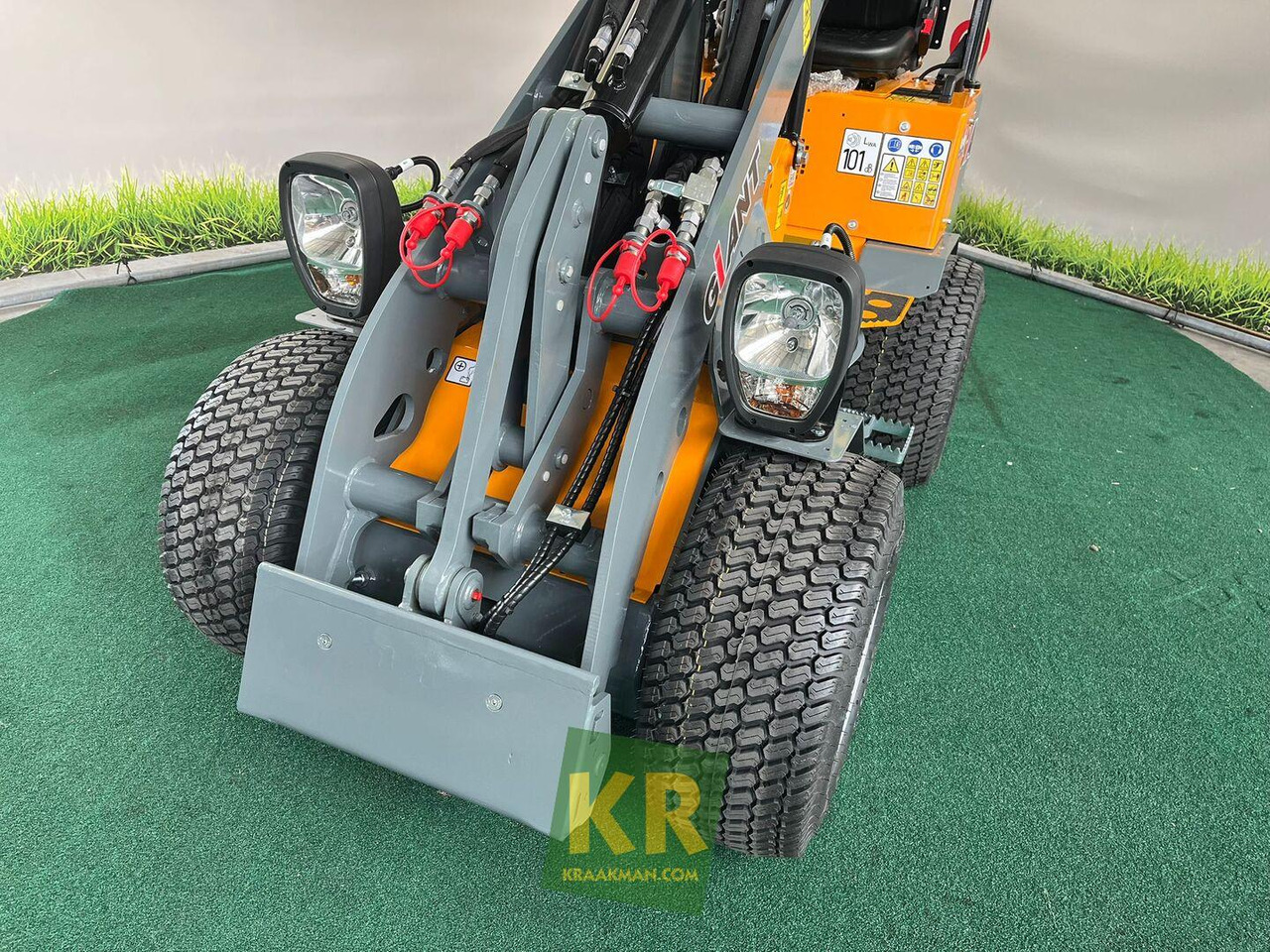 G1200 Giant  - Zglobni utovarivač: slika 3 G1200 Giant  - Zglobni utovarivač: slika 3