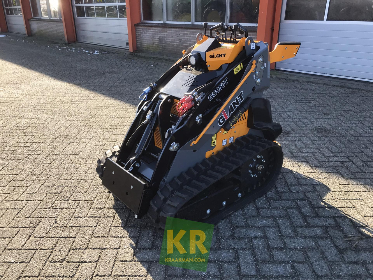 Giant GS950T - Mini utovarivač: slika 1 Giant GS950T - Mini utovarivač: slika 1