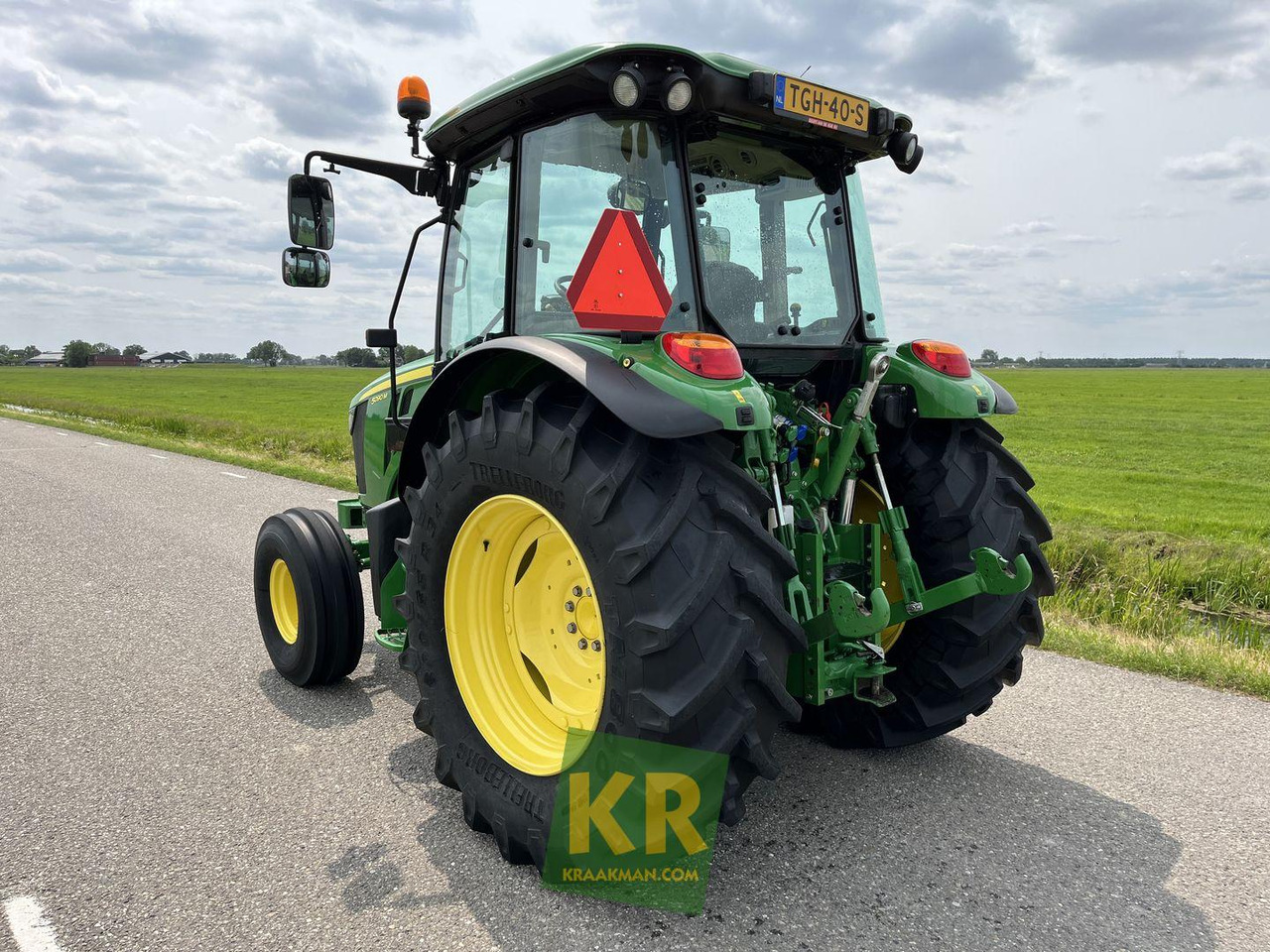 John Deere 5090M - Traktor: slika 3 John Deere 5090M - Traktor: slika 3
