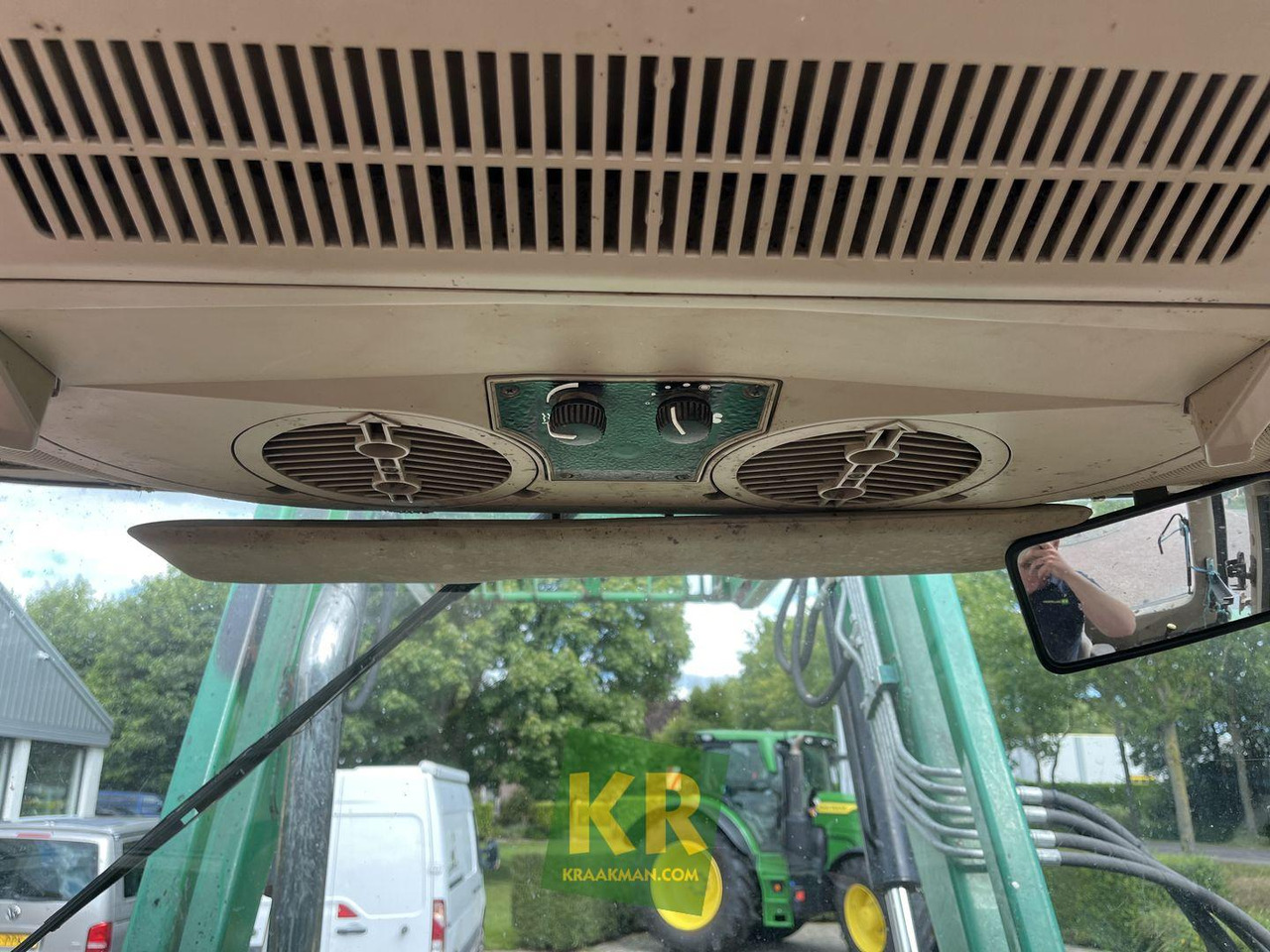 John Deere 6110 - Traktor: slika 2 John Deere 6110 - Traktor: slika 2