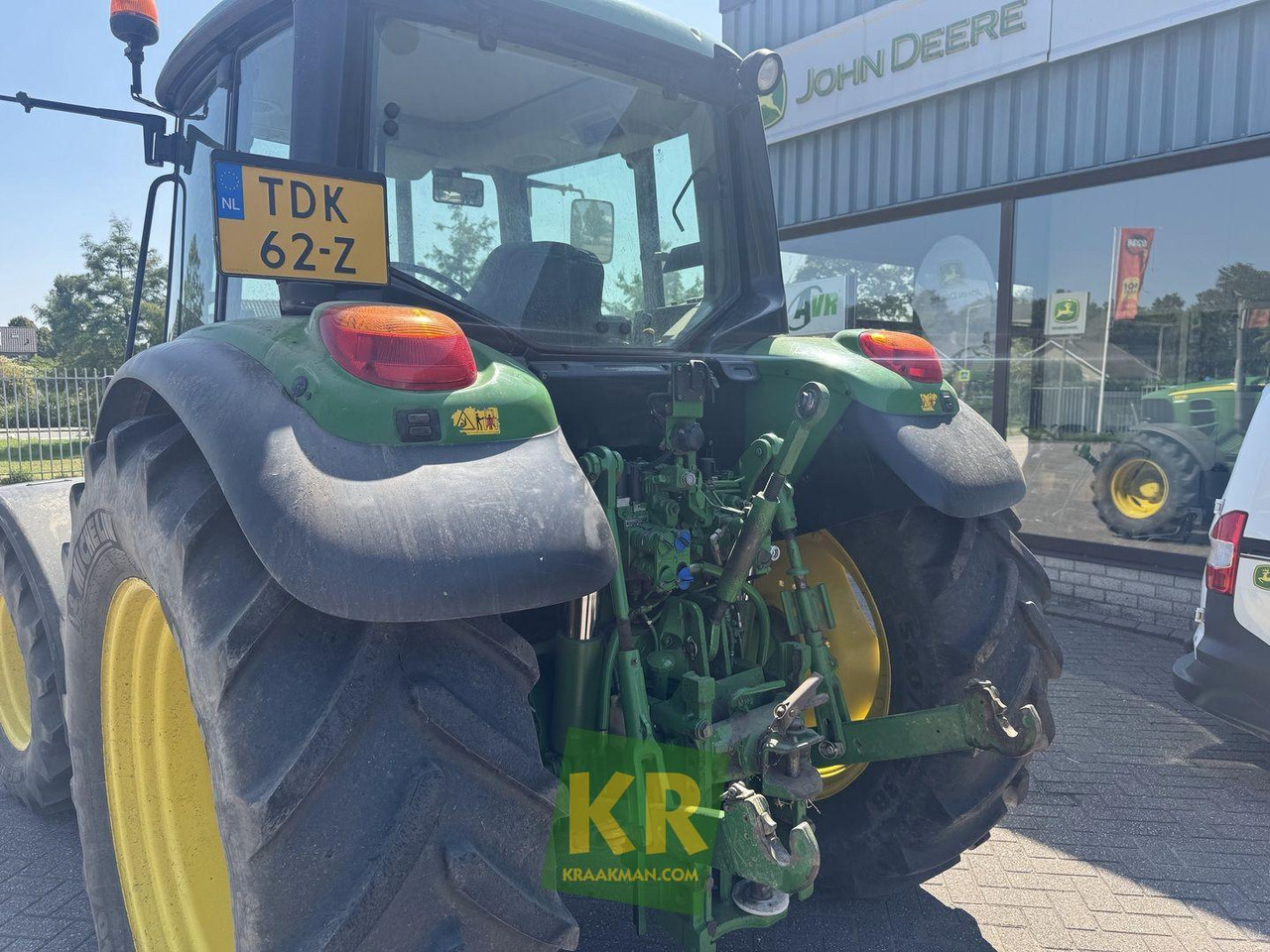John Deere 6130 - Traktor: slika 4 John Deere 6130 - Traktor: slika 4