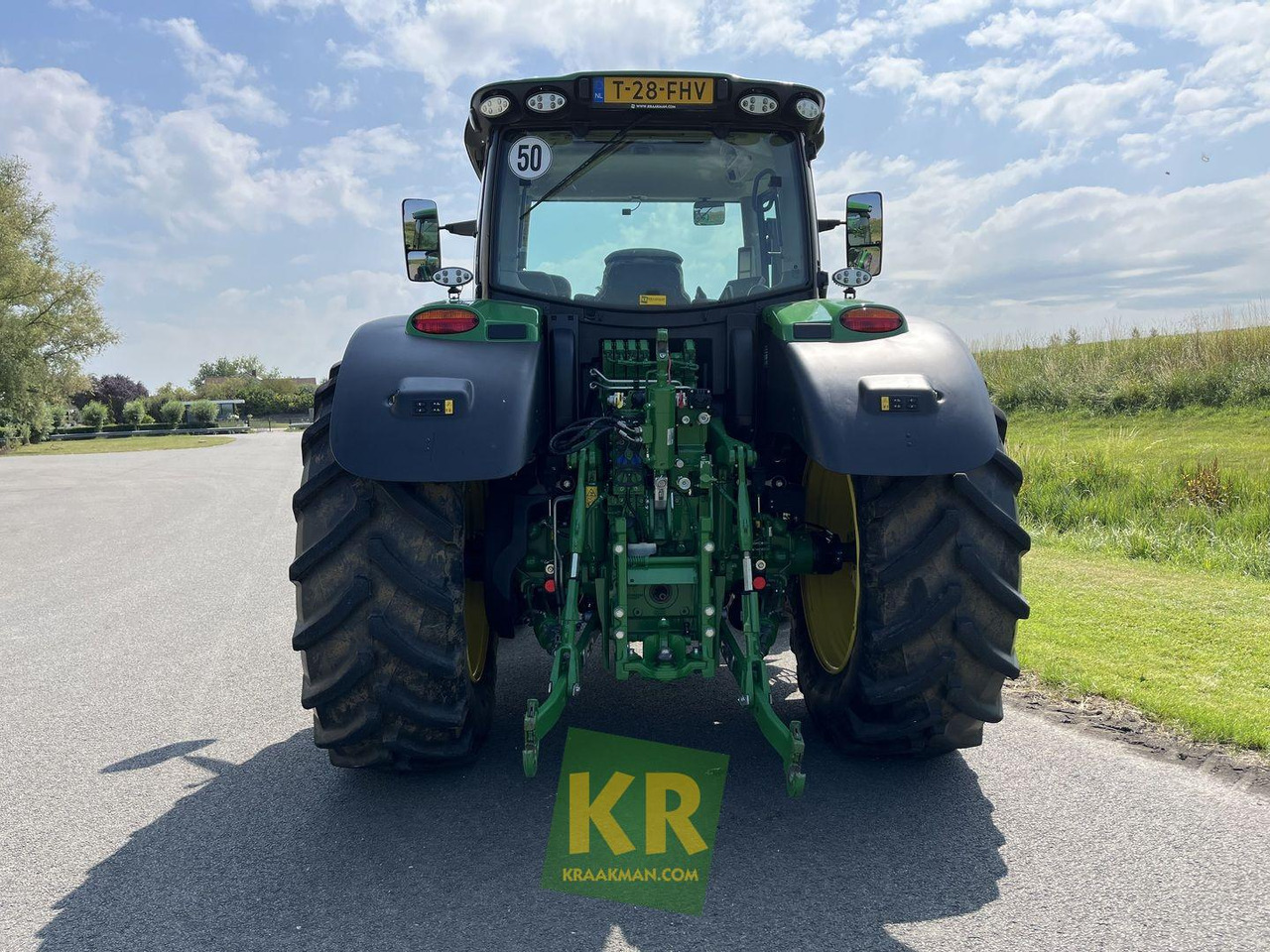 John Deere 6R 185 - Traktor: slika 4 John Deere 6R 185 - Traktor: slika 4