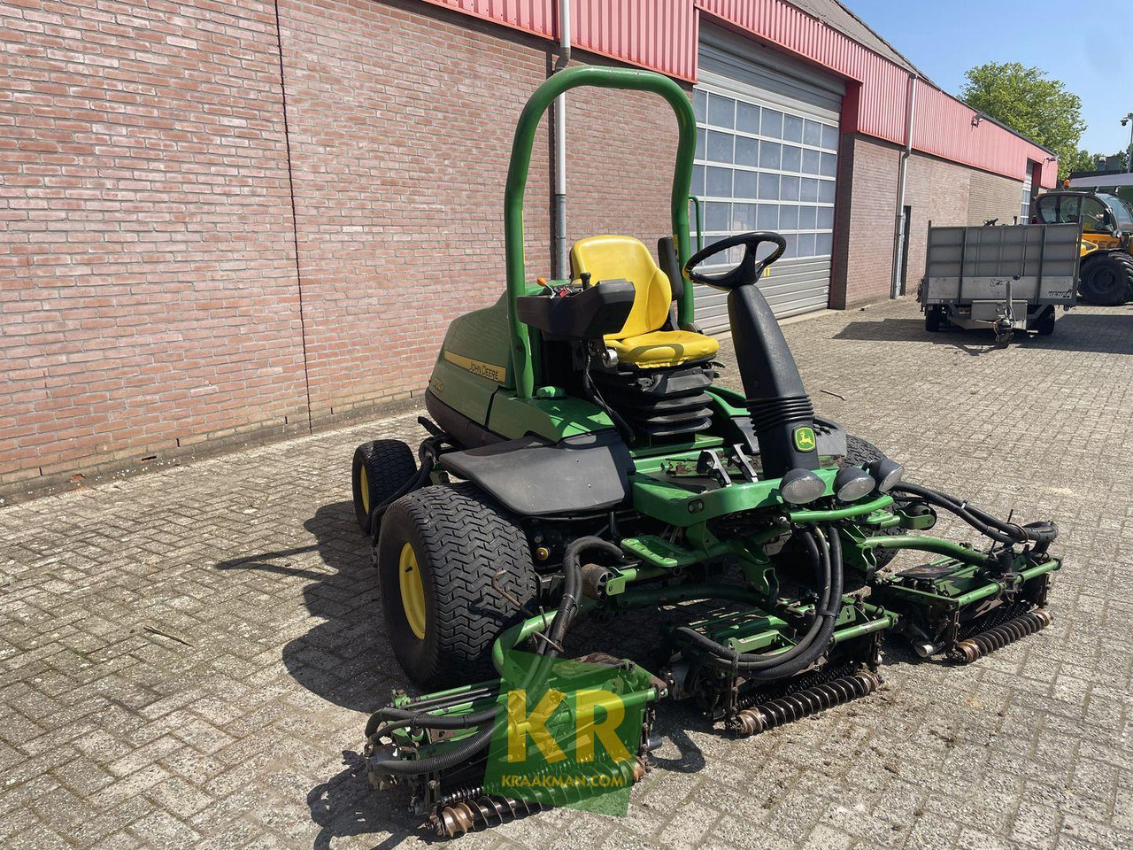 John Deere 8700A - Baštenska kosačica: slika 2 John Deere 8700A - Baštenska kosačica: slika 2