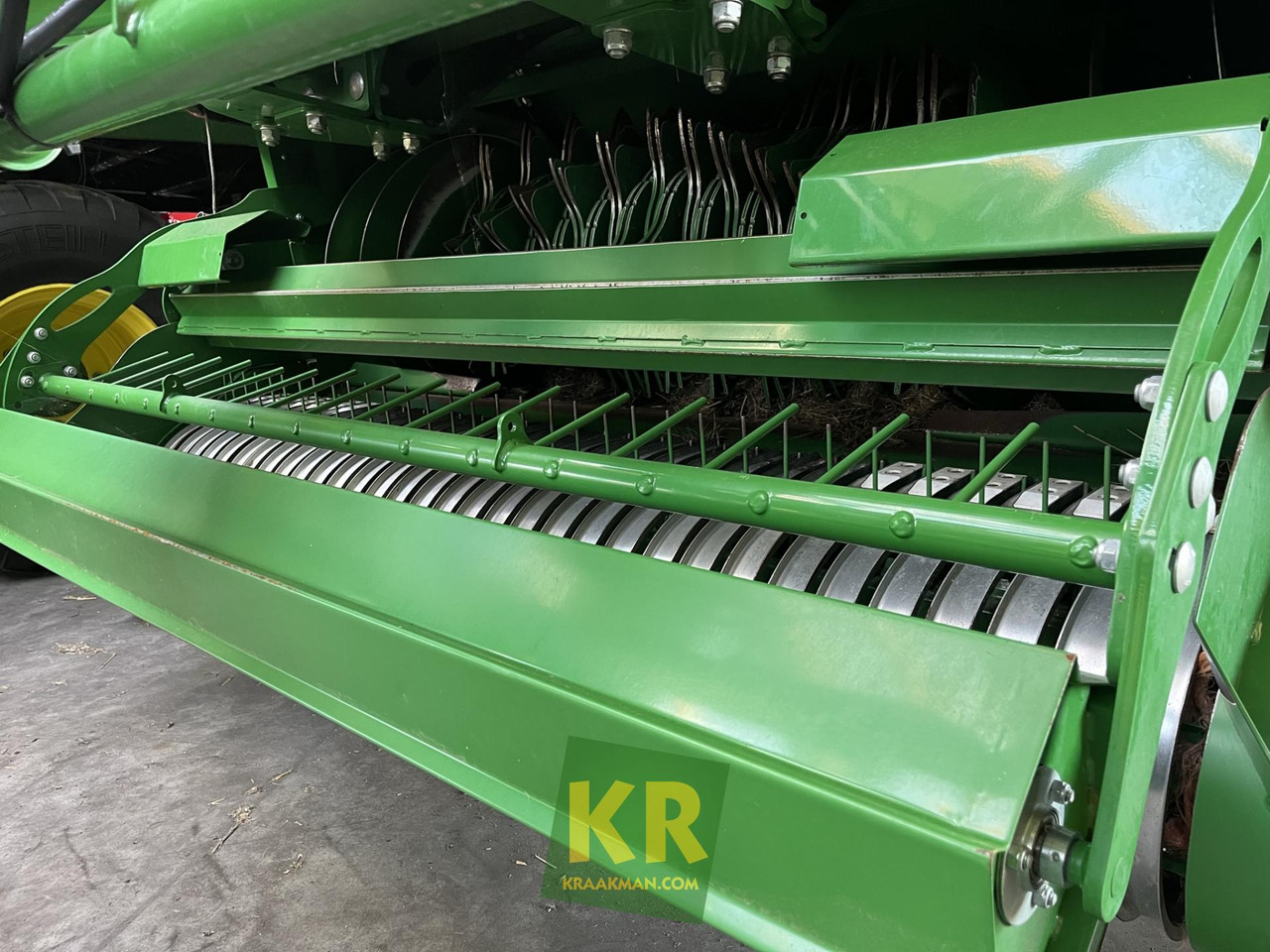John Deere L624 - Balirka za kockaste bale: slika 5 John Deere L624 - Balirka za kockaste bale: slika 5