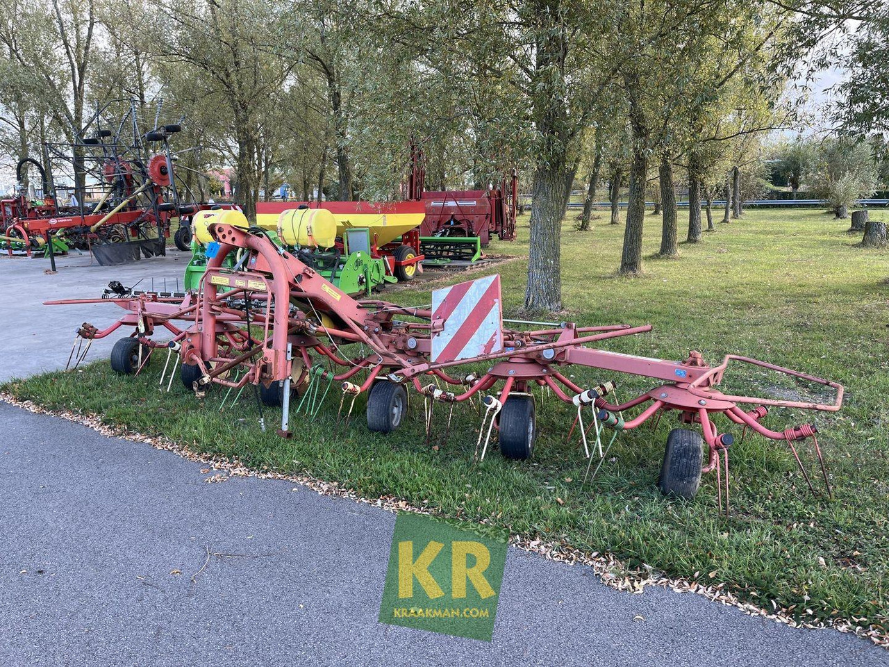 KW 6.40/6 schudder Krone - Prevrtač/ Grabuljač: slika 4 KW 6.40/6 schudder Krone - Prevrtač/ Grabuljač: slika 4