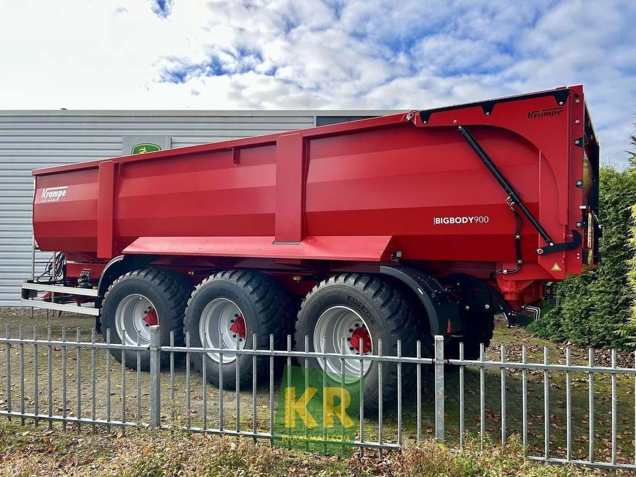 Krampe BIG BODY 900 - Traktorska prikolica za farmu/ Kiper: slika 2 Krampe BIG BODY 900 - Traktorska prikolica za farmu/ Kiper: slika 2