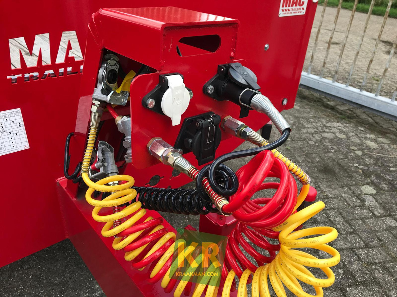 MAC Trailers 16 PREMIUM - Niska prikolica za prevoz: slika 2 MAC Trailers 16 PREMIUM - Niska prikolica za prevoz: slika 2