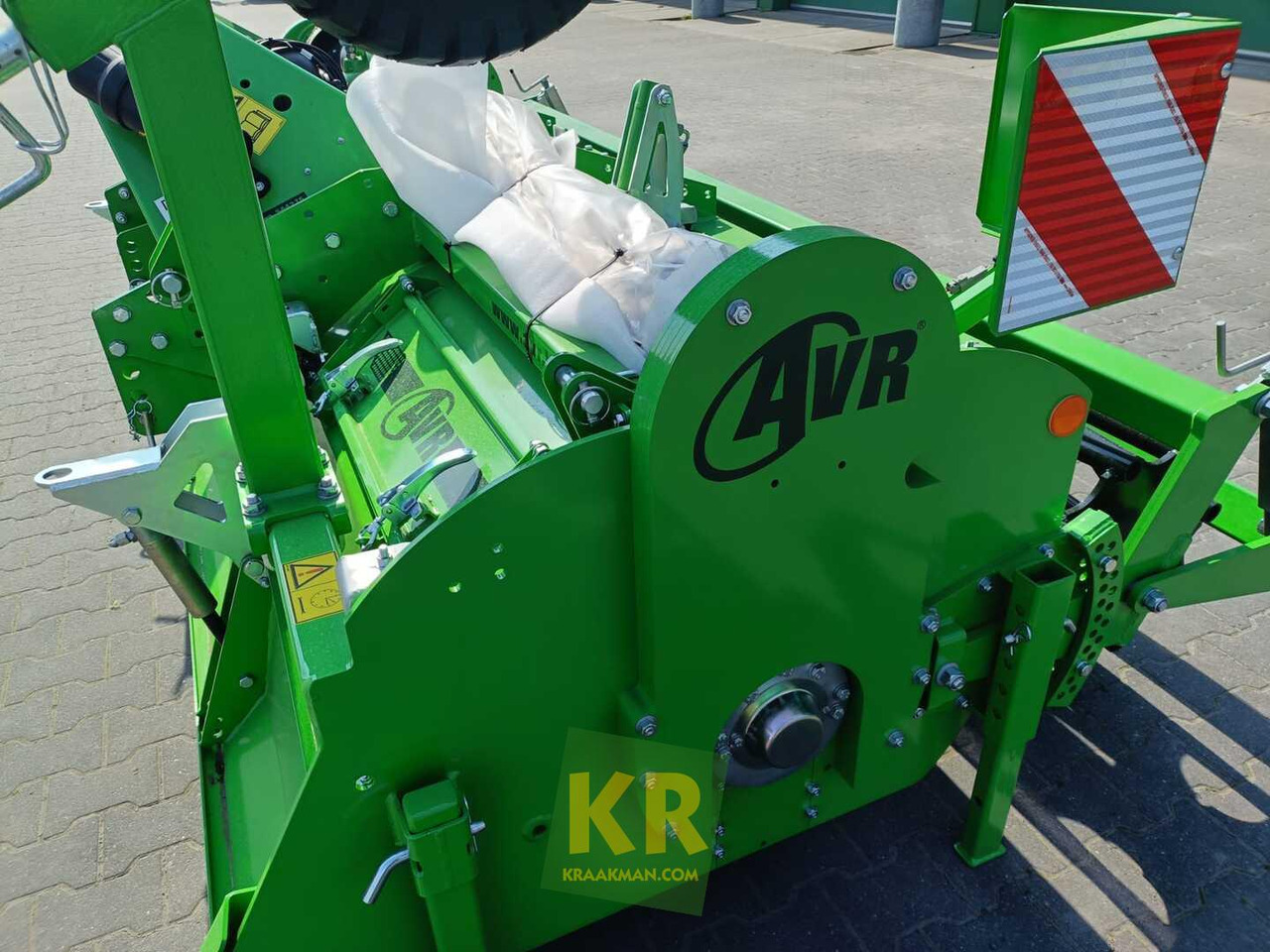 MultiForce AVR - Oprema za obradu zemljišta: slika 1 MultiForce AVR - Oprema za obradu zemljišta: slika 1