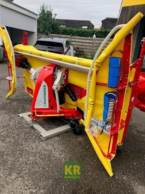 Pottinger Novacat F3100 - Baštenska kosačica: slika 1 Pottinger Novacat F3100 - Baštenska kosačica: slika 1