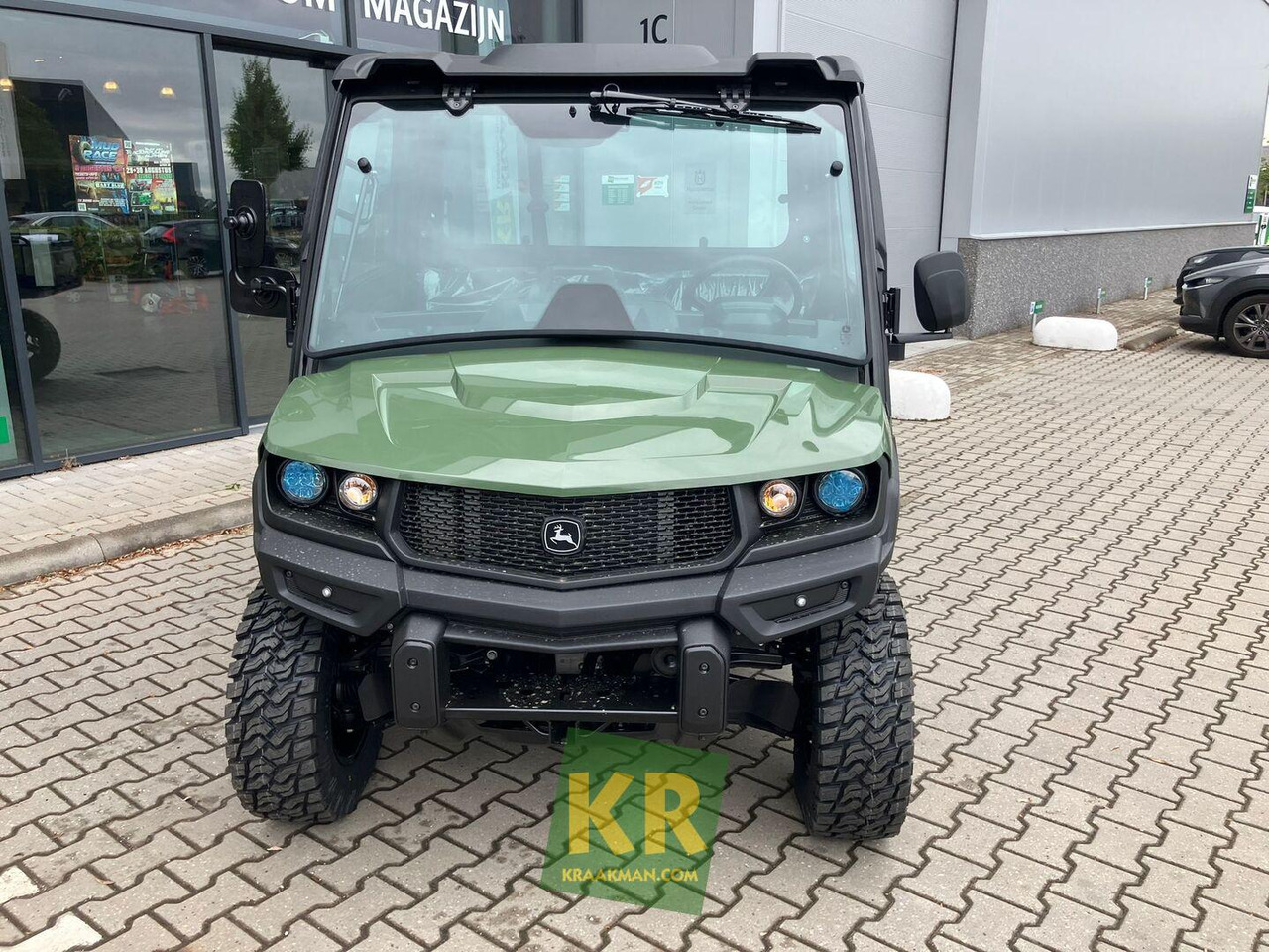 XUV875M John Deere - ATV/ Četvorotočkaš: slika 5 XUV875M John Deere - ATV/ Četvorotočkaš: slika 5