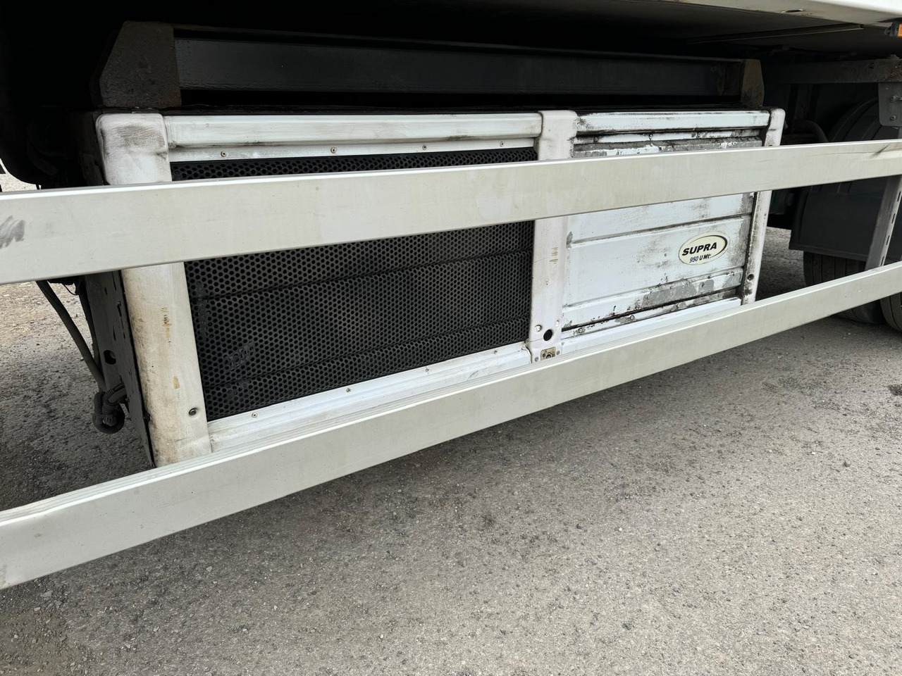 2012 Gray and Adams 8.4m Fridge Trailer – EF 295 - Poluprikolica hladnjače: slika 2 2012 Gray and Adams 8.4m Fridge Trailer – EF 295 - Poluprikolica hladnjače: slika 2