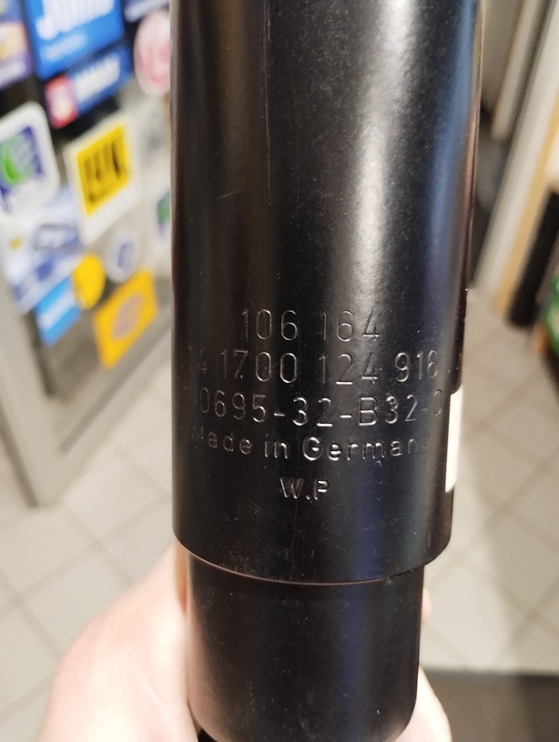 AMORTYZATOR 106164 SACHS PRZÓD TYŁ MERCEDES406 407 409 0033236100 - Amortizeri: slika 2 AMORTYZATOR 106164 SACHS PRZÓD TYŁ MERCEDES406 407 409 0033236100 - Amortizeri: slika 2