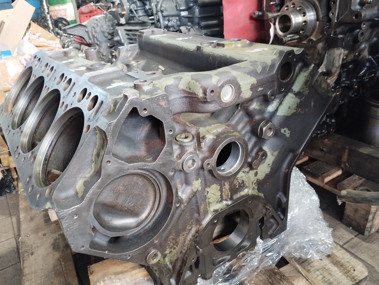 BLOK SILNIKA Mercedes OM 402 V8 - Cilindar blok za Kamion: slika 3 BLOK SILNIKA Mercedes OM 402 V8 - Cilindar blok za Kamion: slika 3