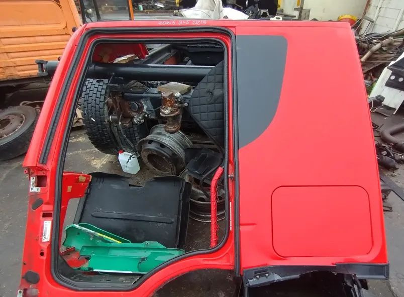 ĆWIARTKA BOK IVECO STRALIS HI-WAY - Karoserija i eksterijer za Kamion: slika 1 ĆWIARTKA BOK IVECO STRALIS HI-WAY - Karoserija i eksterijer za Kamion: slika 1