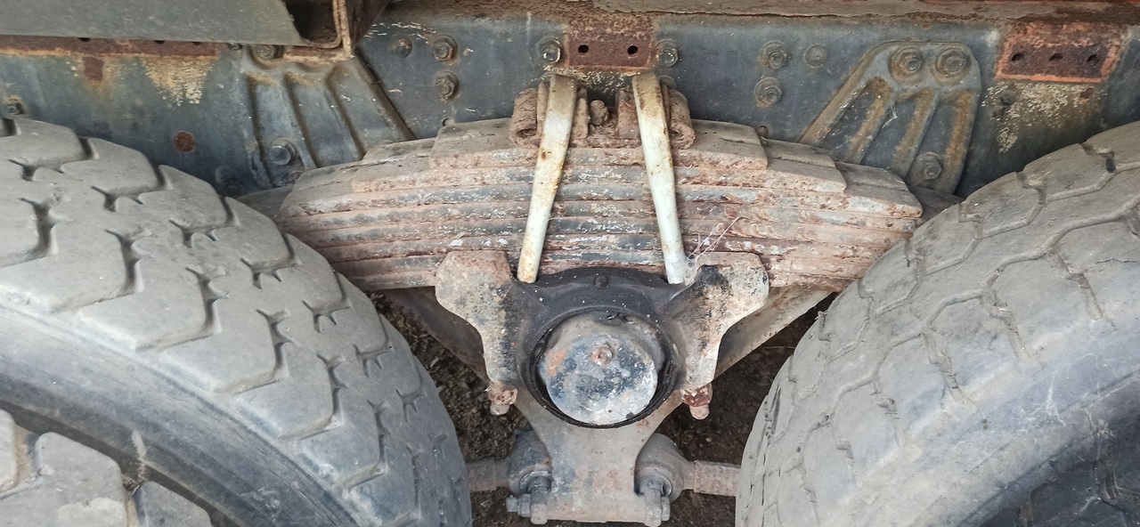 IVECO MAGIRUS EUROTRAKKER EUROTECH EUROSTAR 6x4 6x6 8x4 8x8 - Osovina i delovi za Kamion: slika 1 IVECO MAGIRUS EUROTRAKKER EUROTECH EUROSTAR 6x4 6x6 8x4 8x8 - Osovina i delovi za Kamion: slika 1