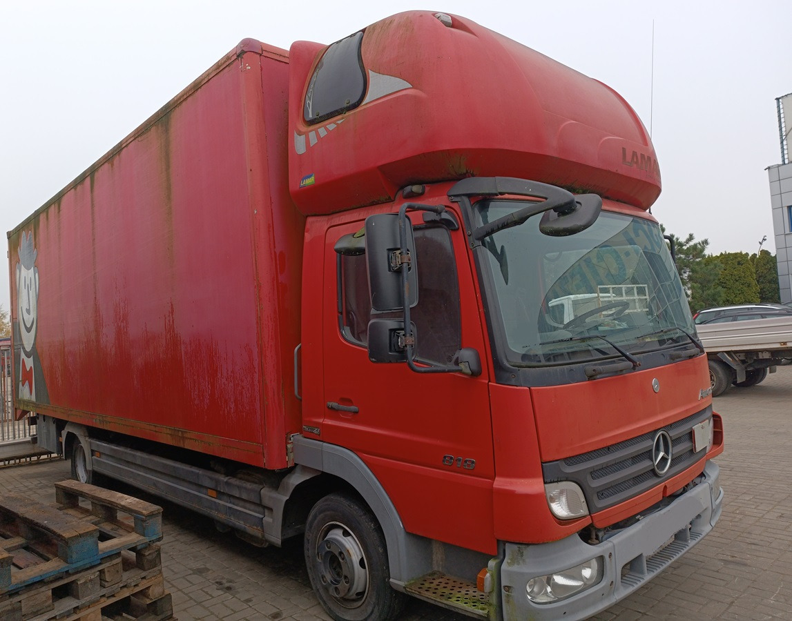MERCEDES-BENZ ATEGO II 818 - Kamion sa zatvorenim sandukom: slika 2 MERCEDES-BENZ ATEGO II 818 - Kamion sa zatvorenim sandukom: slika 2