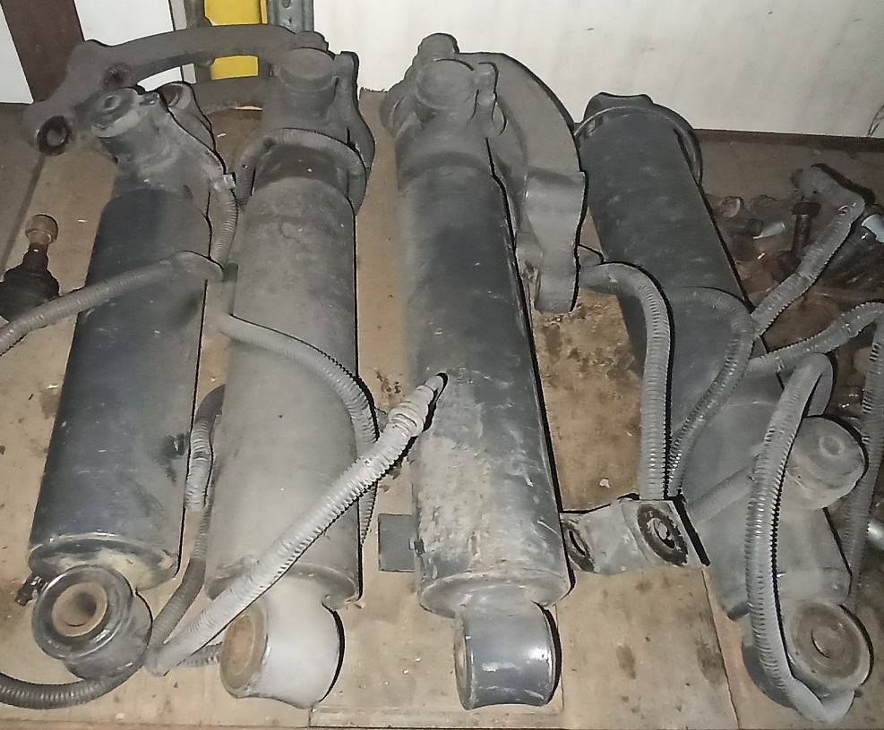 MERCEDES-BENZ Actros MP2 MP3 0073260400 SACHS 131852 - Amortizeri za Kamion: slika 1 MERCEDES-BENZ Actros MP2 MP3 0073260400 SACHS 131852 - Amortizeri za Kamion: slika 1