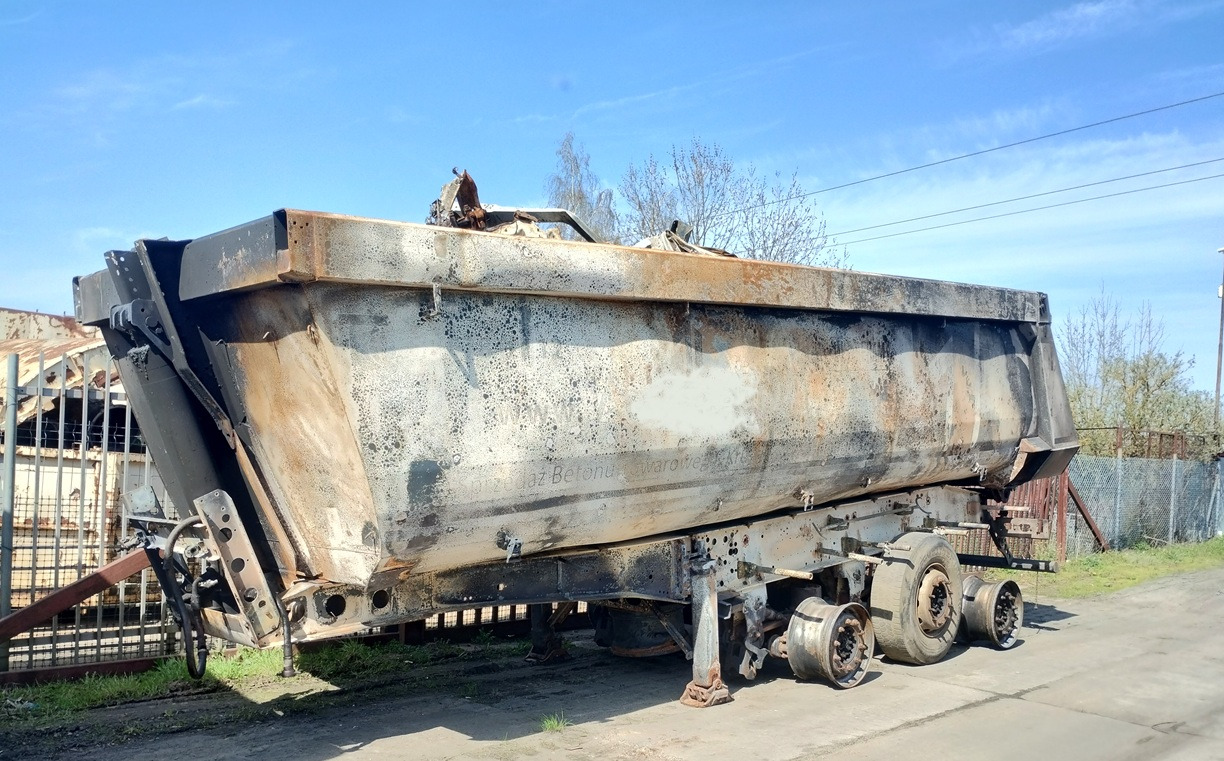 SCHMITZ CARGOBULL GOTHA 26 m3 SGF S3 2015 - Poluprikolica istovarivača: slika 5 SCHMITZ CARGOBULL GOTHA 26 m3 SGF S3 2015 - Poluprikolica istovarivača: slika 5