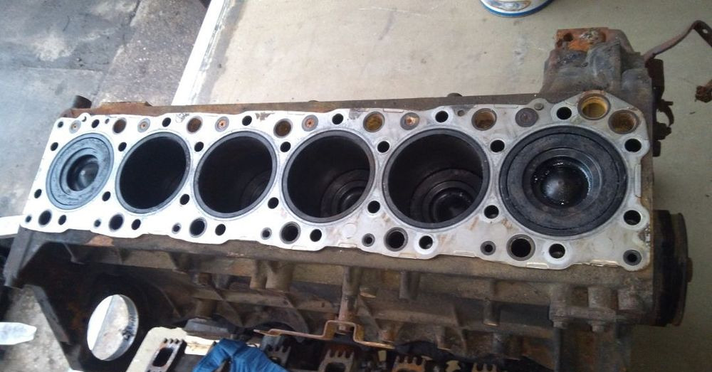 SILNIK IVECO STRALIS CURSOR 10 F3AE3681A 450K E5 CZĘŚCI BLOK GŁOWICA WAŁ TŁOK - Motor i delovi: slika 3 SILNIK IVECO STRALIS CURSOR 10 F3AE3681A 450K E5 CZĘŚCI BLOK GŁOWICA WAŁ TŁOK - Motor i delovi: slika 3