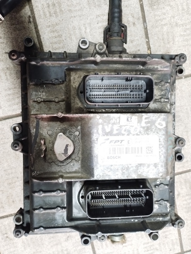 STEROWNIK SILNIKA IVECO STRALIS E6 460 0281020146 504388754 - Upravljačka jedinica: slika 1 STEROWNIK SILNIKA IVECO STRALIS E6 460 0281020146 504388754 - Upravljačka jedinica: slika 1