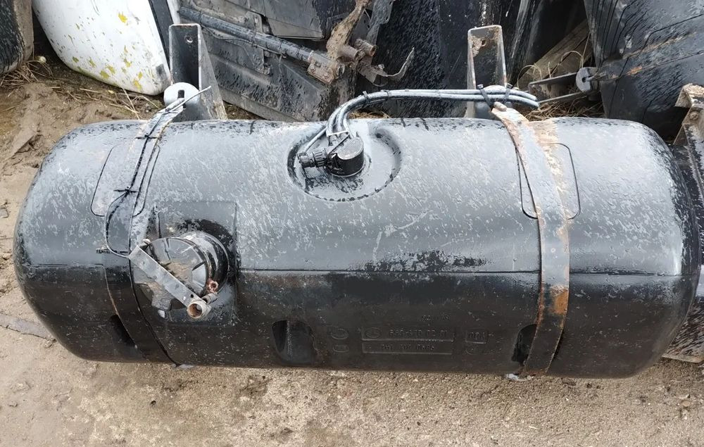 ZBIORNIK ZBIORNIKI PALIWA MERCEDES ATEGO AXOR ACTROS SK - Rezervoar za gorivo za Kamion: slika 1 ZBIORNIK ZBIORNIKI PALIWA MERCEDES ATEGO AXOR ACTROS SK - Rezervoar za gorivo za Kamion: slika 1