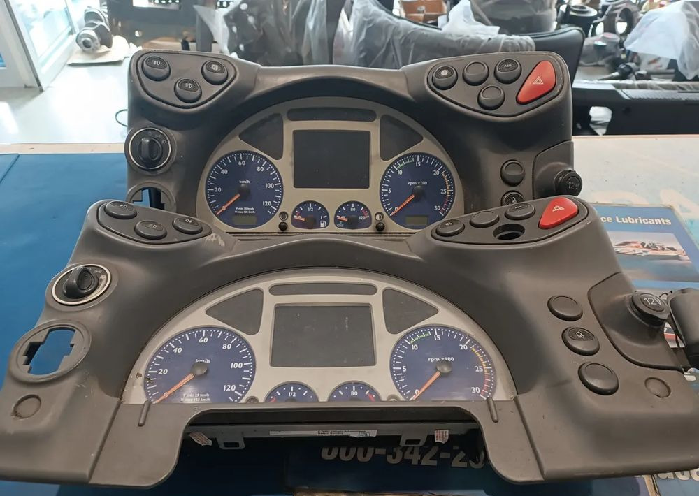 Zegary Licznik IVECO STRALIS 504025356 - Električni sistem za Kamion: slika 4 Zegary Licznik IVECO STRALIS 504025356 - Električni sistem za Kamion: slika 4